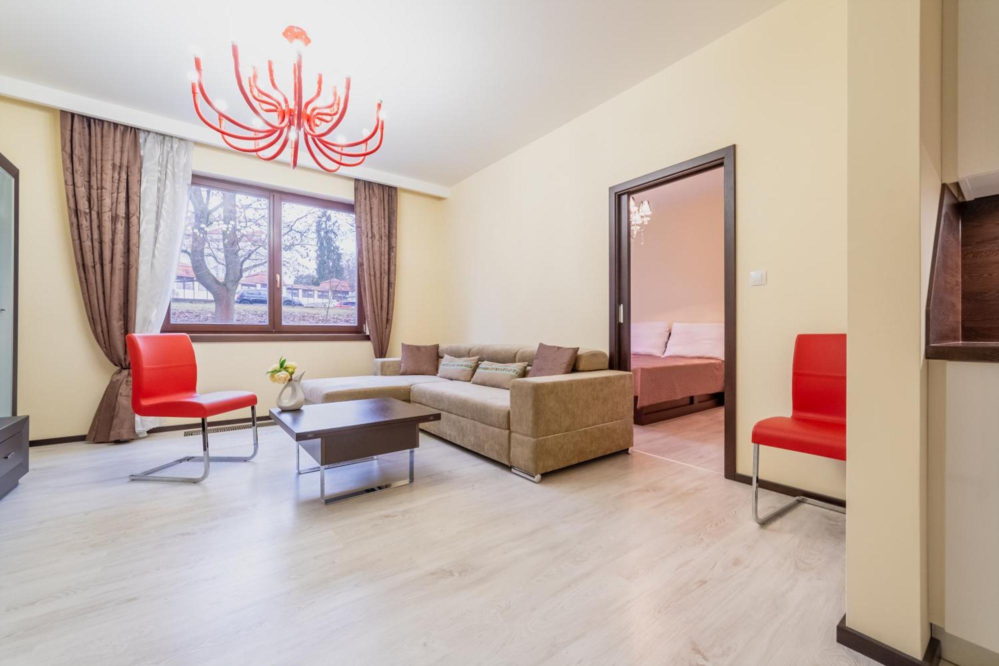 קרלובי וארי Imperial Apartment In Bohemia Residence By Rentez מראה חיצוני תמונה