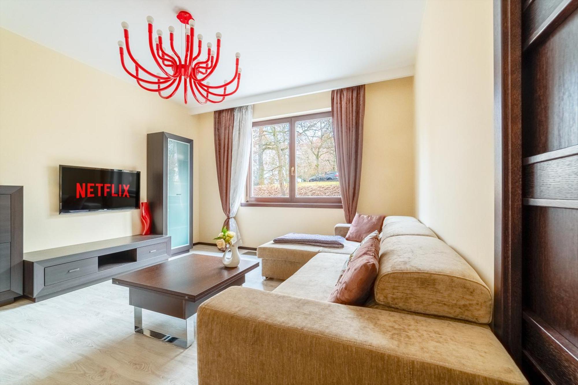 קרלובי וארי Imperial Apartment In Bohemia Residence By Rentez מראה חיצוני תמונה